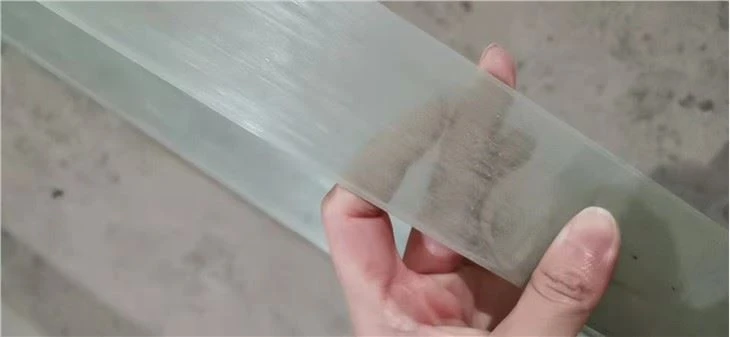 Diferença entre arco de resina epóxi ou arco geral de resina